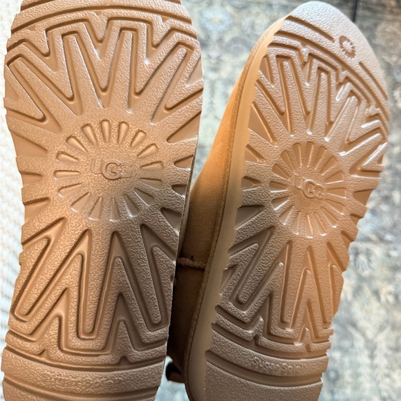 UGG Classic Chestnut Sheepskin Boots - Picture 3 of 4